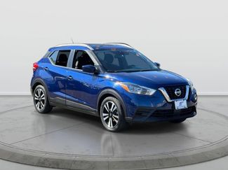 Used 2020 Nissan Kicks SV video 1