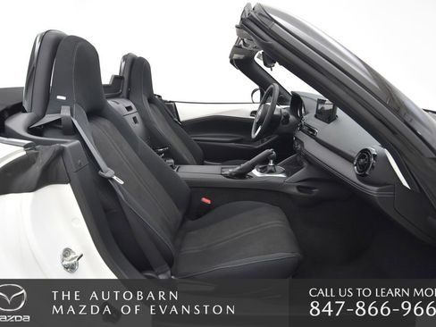 Certified 2025 MAZDA MX-5 Miata Club image 26