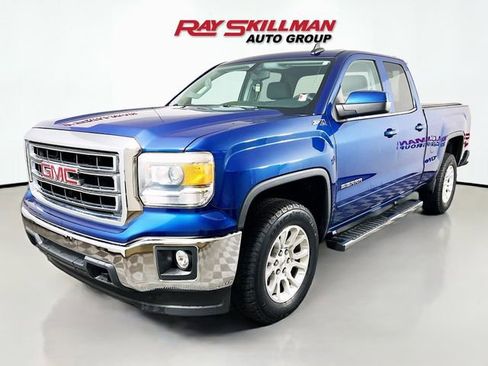 Used 2015 GMC Sierra 1500 SLE w/ SLE Value Package AWD/4WD image 3