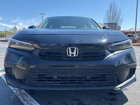 Used 2023 Honda Civic Sport image 2