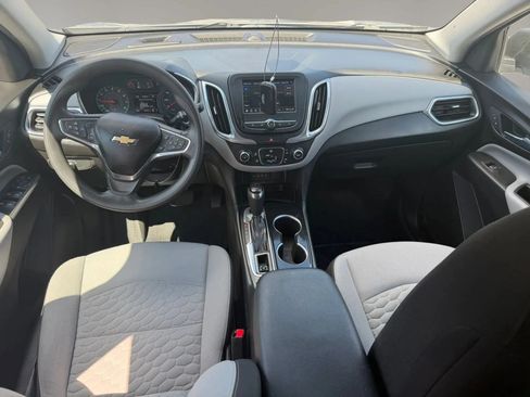 Used 2021 Chevrolet Equinox LS w/ LS Convenience Package AWD/4WD image 29
