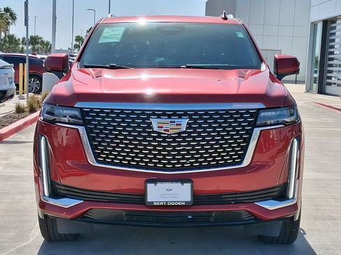 Used 2022 Cadillac Escalade Premium Luxury w/ Performance Package AWD/4WD image 2