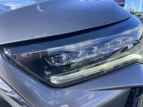 Used 2023 Acura RDX AWD w/ Advance Package image 5