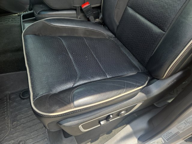 Used 2023 RAM 1500 Laramie AWD/4WD image 27