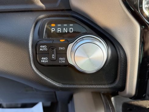 Used 2022 RAM 1500 Laramie AWD/4WD image 28