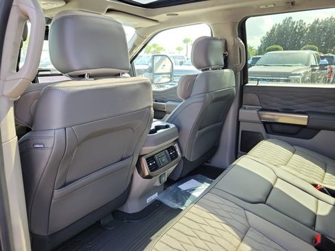 New 2026 Ford F250 Platinum w/ Platinum Plus Package AWD/4WD image 12