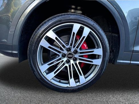 Used 2018 Audi SQ5 Premium Plus AWD/4WD image 34