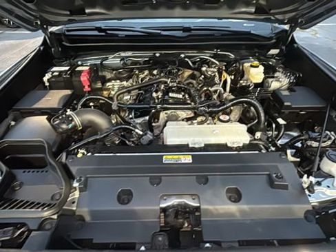 Used 2024 Toyota Tacoma SR5 image 37