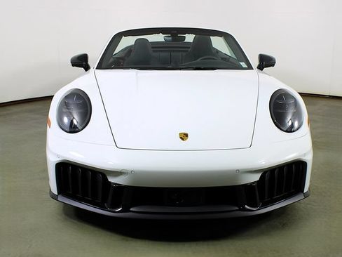 Certified 2026 Porsche 911 Carrera 4 GTS AWD/4WD image 10