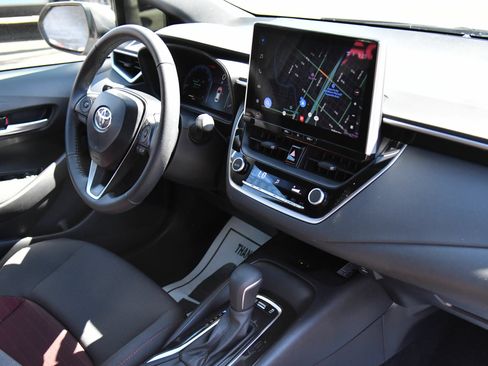 Used 2026 Toyota Corolla SE w/ SE Package FWD image 45