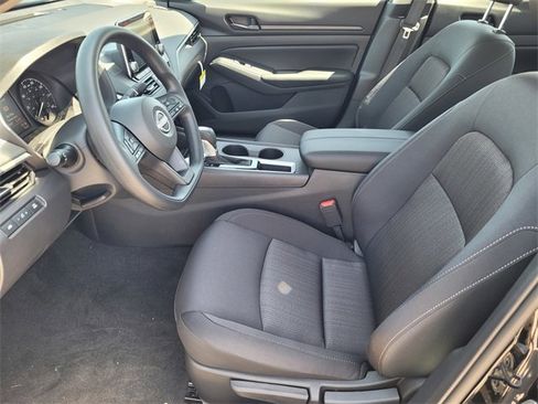 New 2025 Nissan Altima 2.5 S image 8