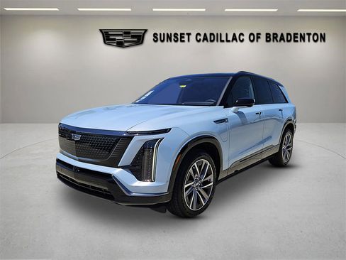 New 2026 Cadillac Vistiq Sport image 3