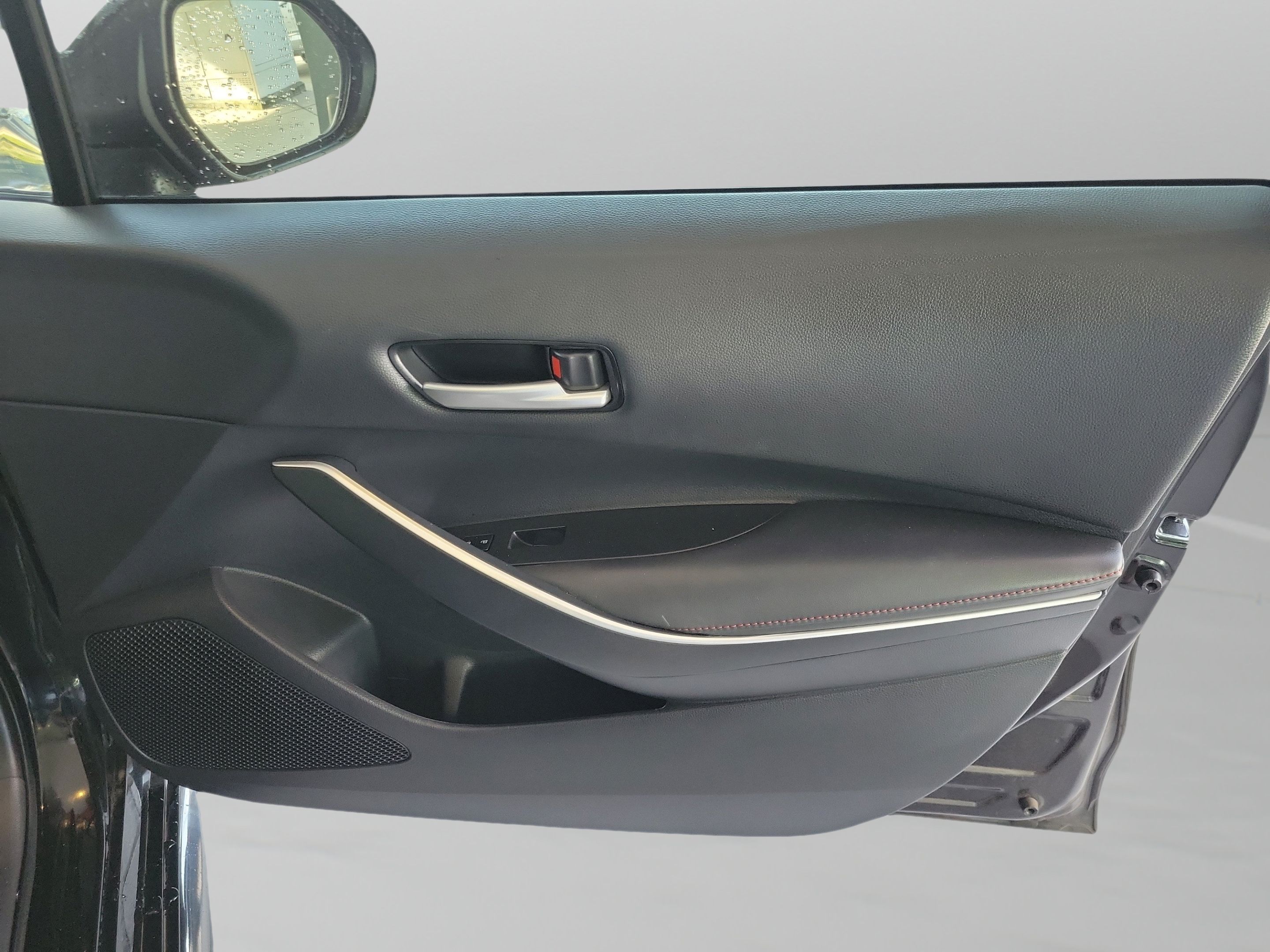 Certified 2024 Toyota Corolla SE FWD image 31