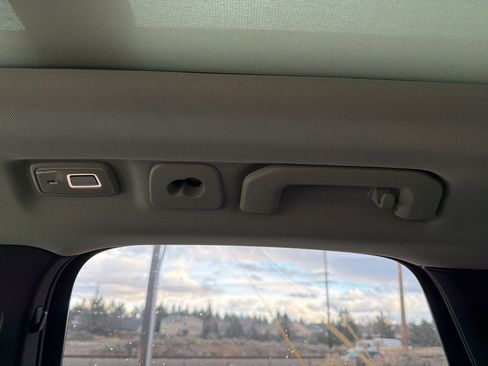 New 2026 Volvo XC60 B5 Ultra w/ Protection Package Premier image 50