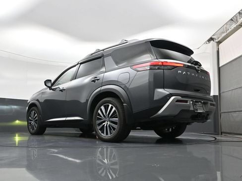 Used 2022 Nissan Pathfinder Platinum w/ Cargo Package FWD image 21