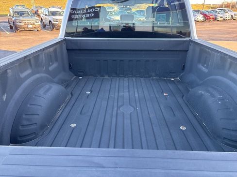 Used 2022 Ford F250 XL image 5