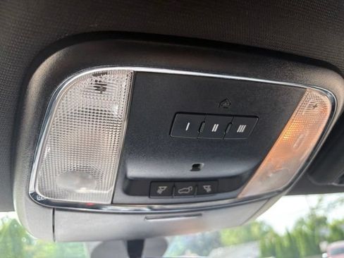 Used 2020 Jeep Grand Cherokee Laredo w/ Security & Convenience Group AWD/4WD image 39