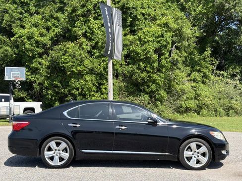 Used 2011 Lexus LS 460 w/ Comfort Pkg RWD image 7