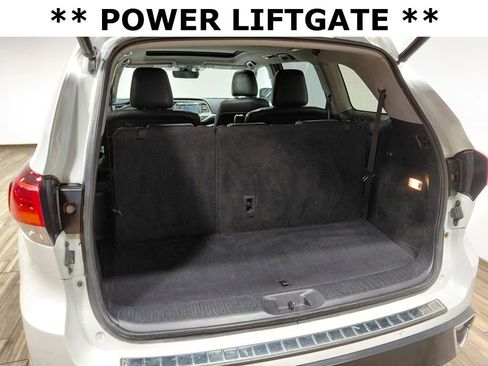 Used 2019 Toyota Highlander Limited image 16