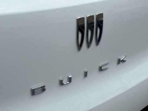 Used 2025 Buick Encore GX Preferred FWD image 6