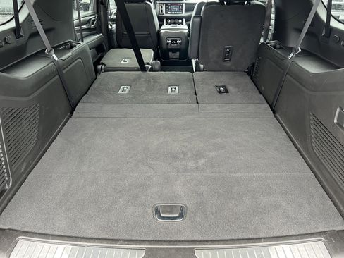 Certified 2022 GMC Yukon XL Denali image 22