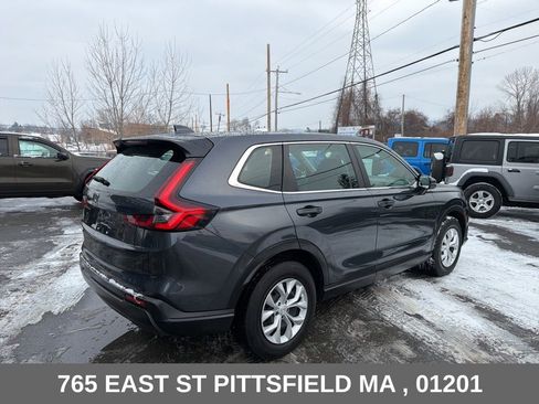 Used 2023 Honda CR-V LX image 7
