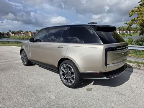 Certified 2024 Land Rover Range Rover Long Wheelbase Autobiography AWD/4WD image 2