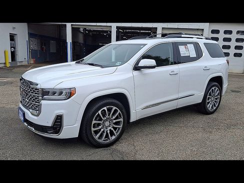 Certified 2023 GMC Acadia Denali w/ Denali Technology Package AWD/4WD image 4