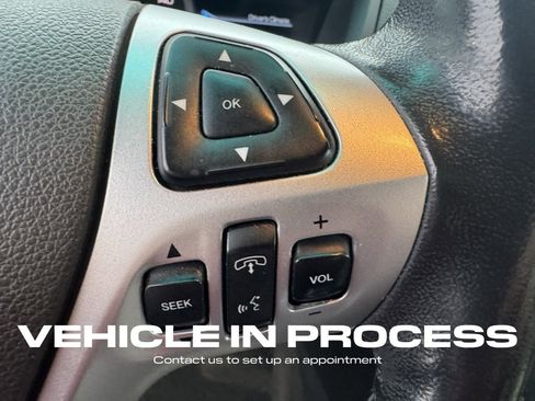 Used 2013 Ford Explorer XLT image 18