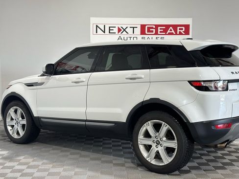 Used 2013 Land Rover Range Rover Evoque Pure w/ Climate Comfort Pkg image 6