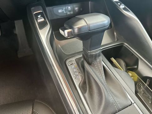 Certified 2025 Kia Sorento S FWD image 22
