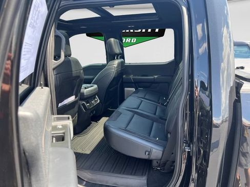 Used 2023 Ford F150 Raptor w/ Raptor Carbon Fibre Package AWD/4WD image 9