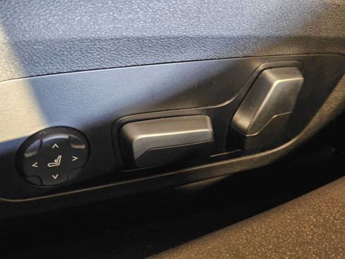 Used 2023 BMW i4 eDrive35 RWD image 23