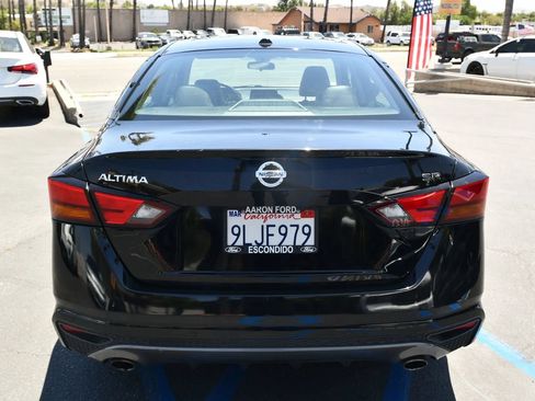 Used 2021 Nissan Altima 2.5 SR FWD image 6