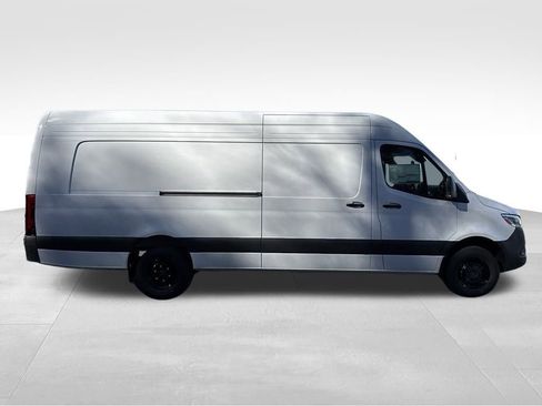 New 2025 Mercedes-Benz Sprinter 3500 image 6