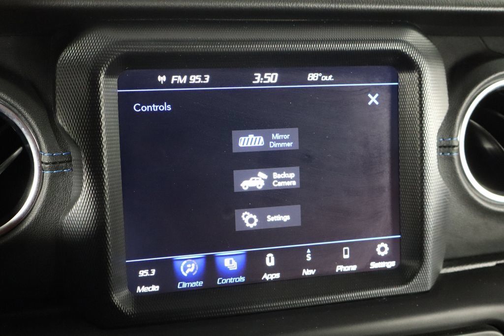Used 2021 Jeep Wrangler Unlimited Rubicon 4xe AWD/4WD image 33