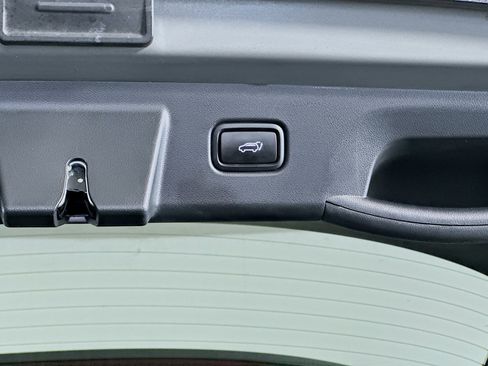 Used 2024 Hyundai Tucson Limited image 32