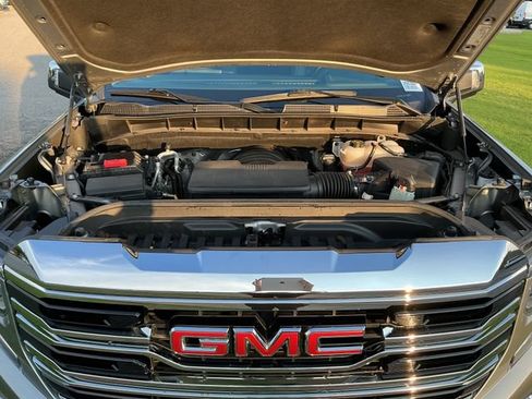 Used 2023 GMC Sierra 1500 SLT w/ SLT Convenience Package AWD/4WD image 30