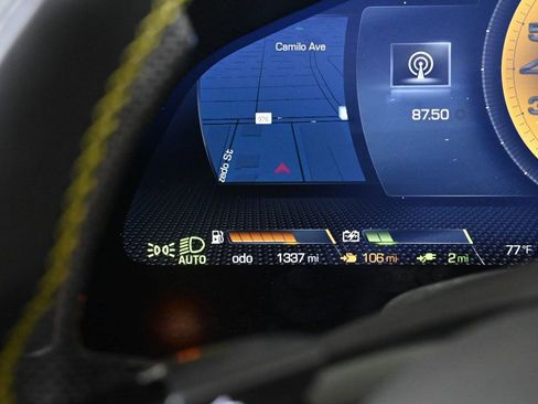 Used 2022 Ferrari SF90 Spider image 14