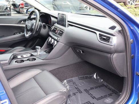 Used 2019 Genesis G70 2.0T Advanced image 26