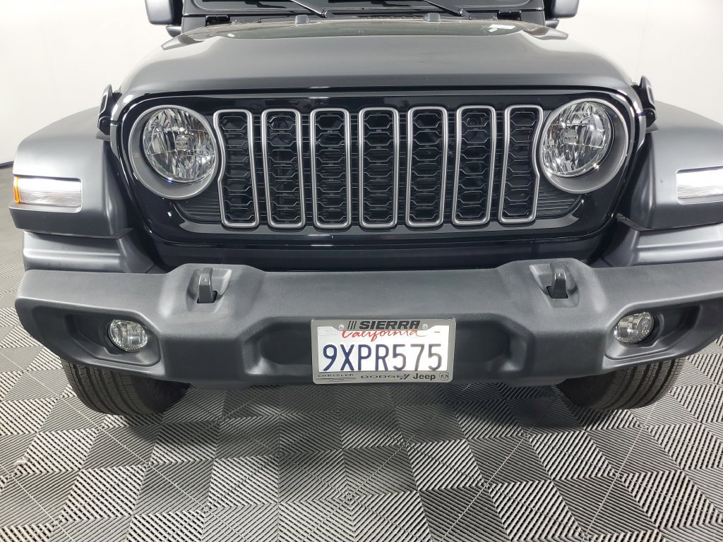 Used 2026 Jeep Wrangler Unlimited Sport AWD/4WD image 10