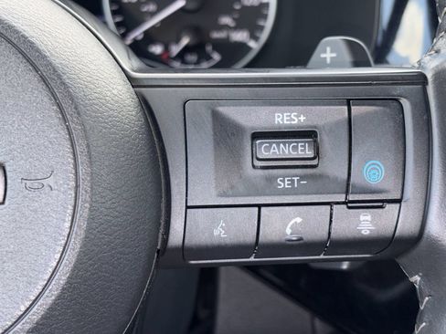 Certified 2025 Nissan Pathfinder SV w/ SV Premium Package FWD image 13