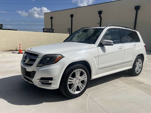 Used 2014 Mercedes-Benz GLK 350 2WD image 2