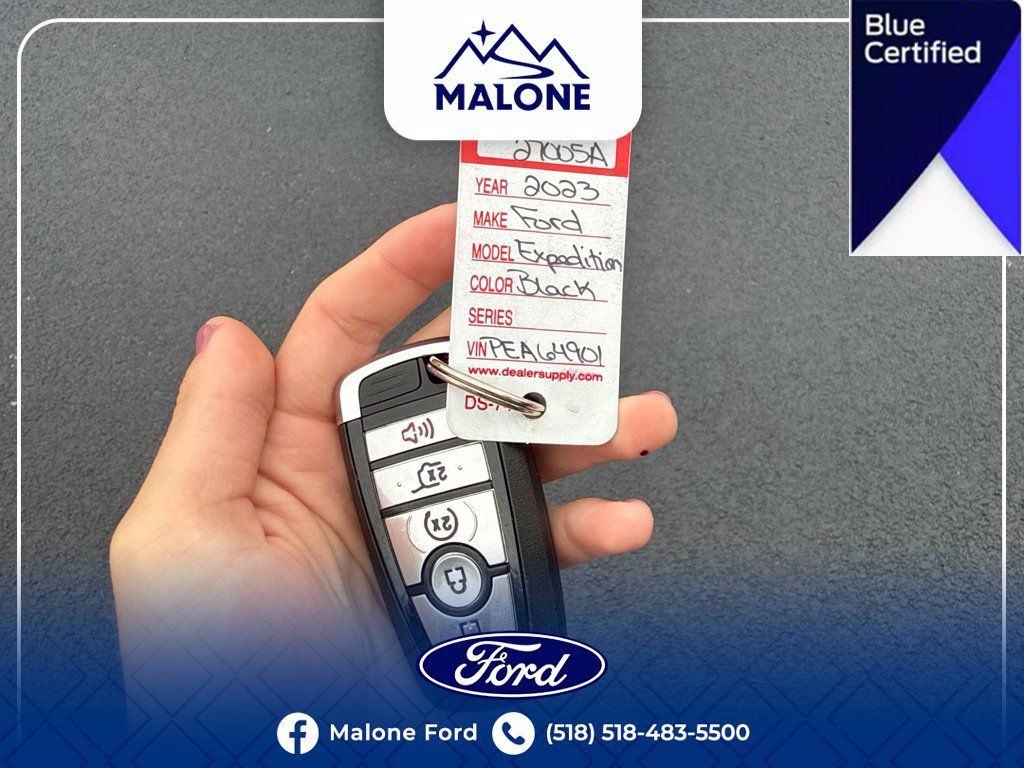 Used 2023 Ford Expedition XLT AWD/4WD image 22