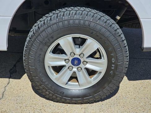 Used 2015 Ford F150 XLT w/ Trailer Tow Package image 31