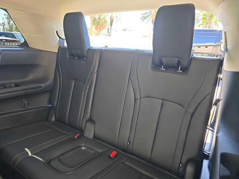 Certified 2026 INFINITI QX60 Luxe w/ Cargo Package image 11