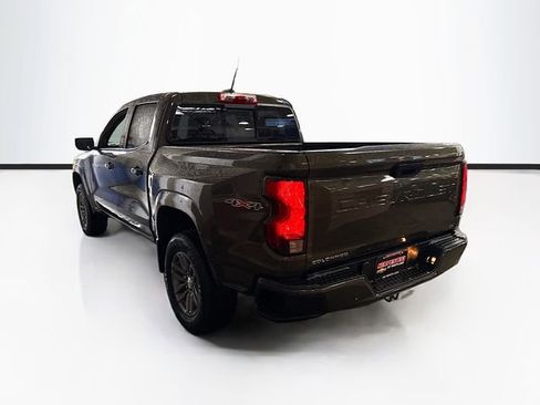 Used 2023 Chevrolet Colorado LT w/ LT Convenience Package II image 8