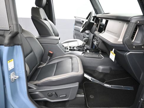 New 2025 Ford Bronco Outer Banks image 27