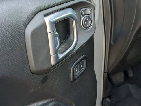 Used 2022 Jeep Gladiator Sport image 19