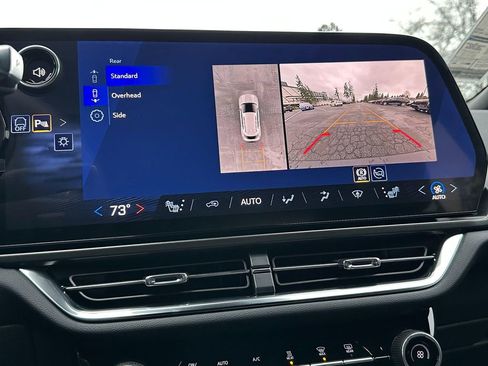 New 2026 Chevrolet Equinox EV LT image 25